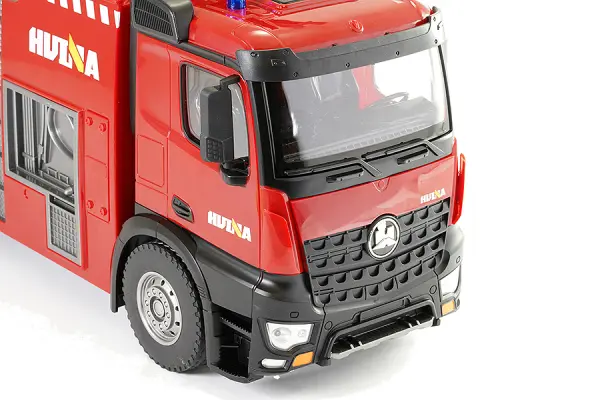 HuiNa 1:14 Fire Truck With Hose &mdash; image 3 of 20
