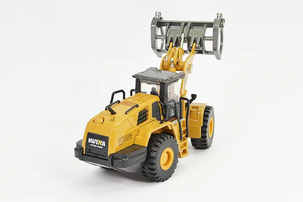 HuiNa 1/50 Diecast Fork Truck Loader Static Model — image 7 of 7
