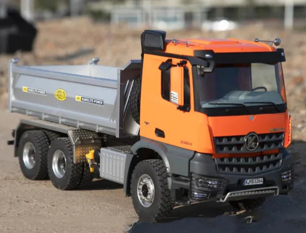 HuiNa Kabolite 1:14 Dump Truck 8X8 With Metal Tipper RTR - Orange — image 4 of 4
