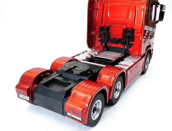 HuiNa Scania K770S-100 6X6 RC Haulage Truck RTR - Red — image 7 of 8