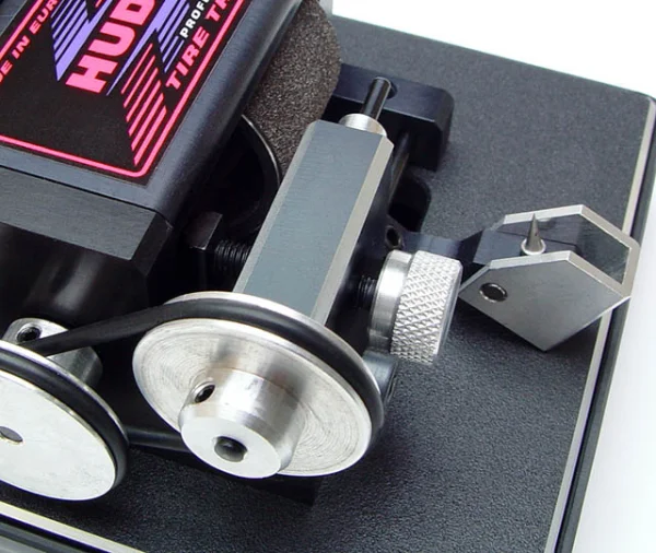 Hudy Slot Car Tire Truer - Axle 1:8 + 3/32 Axles — image 4 of 7