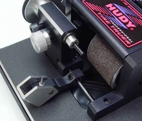 Hudy Slot Car Tire Truer - Axle 1:8 + 3/32 Axles — image 5 of 7