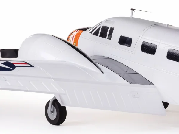 E Flite Beechcraft D18/RC-45J 1.5m - BNF Basic AS3X
