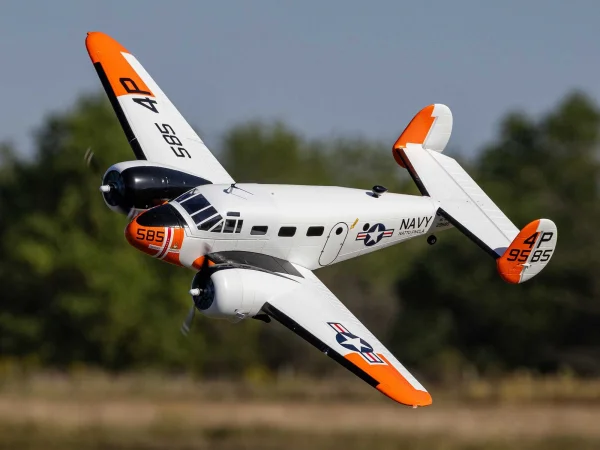 E Flite Beechcraft D18/RC-45J 1.5m - BNF Basic AS3X