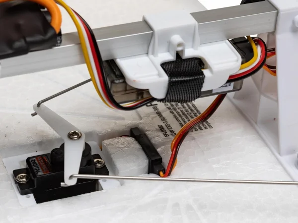 E Flite Slow Ultra Stick 1.2m - BNF Basic — image 3 of 21