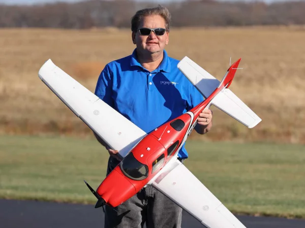E Flite Cirrus SR22T 1.5m with SMART + AS3X - BNF Basic
