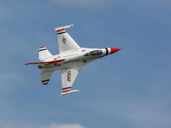 E Flite F-16 Thunderbirds 70mm EDF Jet AS3X SAFE - BNF Basic