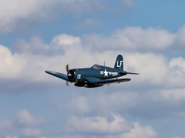 E Flite F4U-4 Corsair 1.2m - BNF Basic AS3X