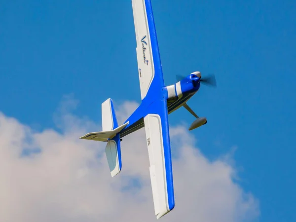 E Flite Valiant 1.3M - BNF Basic with SAFE And AS3X — image 8 of 19