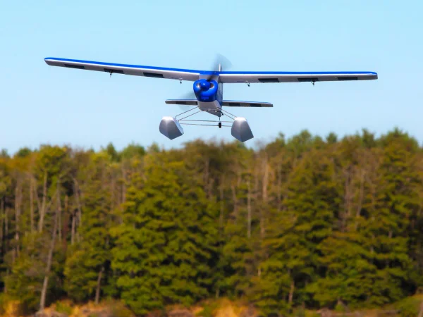 E Flite Valiant 1.3M - BNF Basic with SAFE And AS3X — image 2 of 19