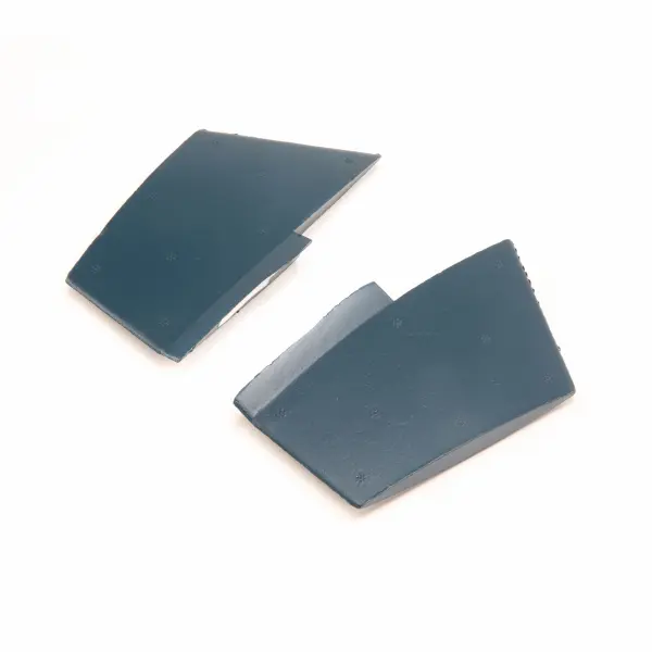 Ventral Fin: F-16 70mm — image 2 of 2