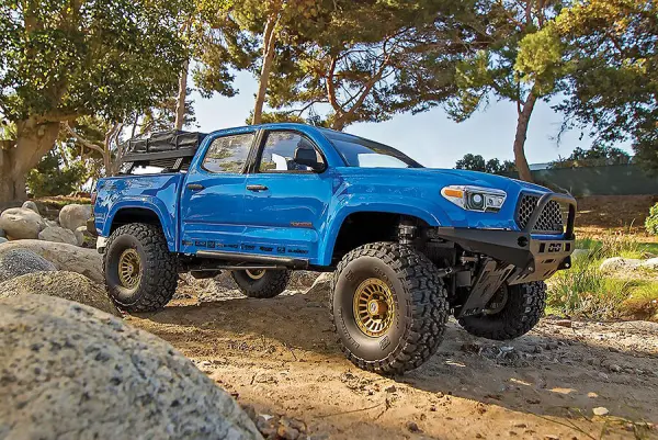 Element RC Enduro Trail Truck Knightrunner RTR Blue Edition &mdash; image 3 of 20