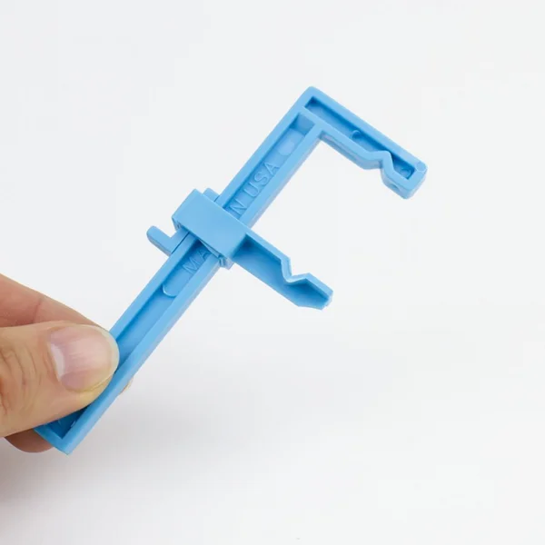 Excel 3in Adjustable Plastic Clamp (Carded)