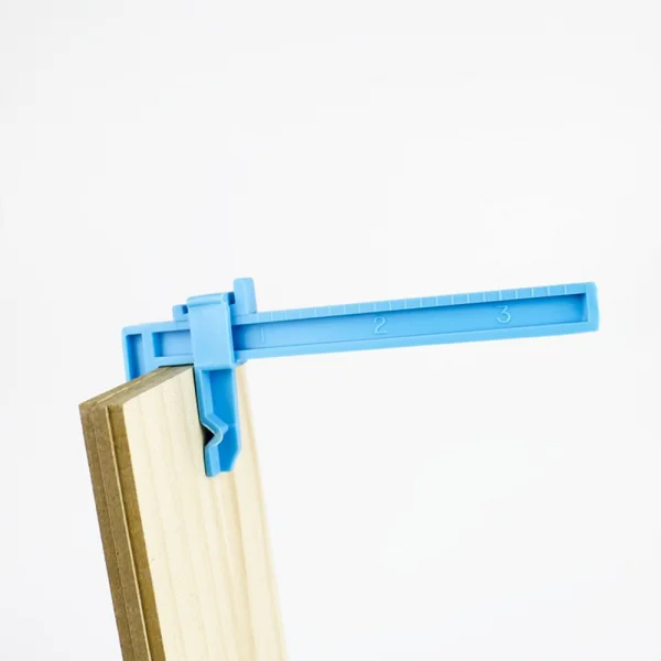 Excel 3in Adjustable Plastic Clamp (Carded)