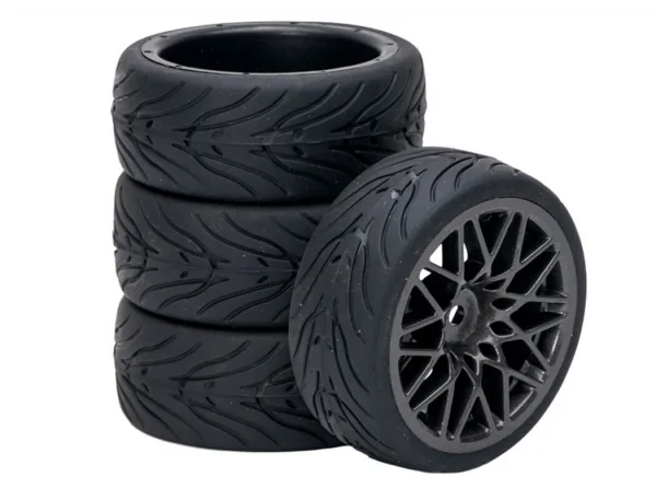 Fastrax 1:10 Street Treaded Tyres on Star Gun Metal Wheels (4)