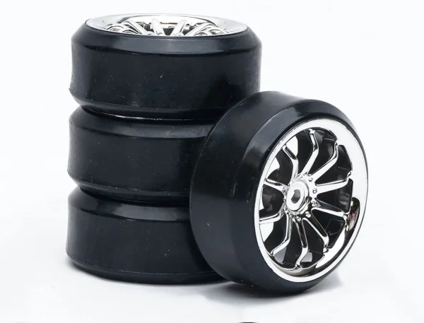 Touring Car Chrome Wheel Set - Drift Tyres (4)