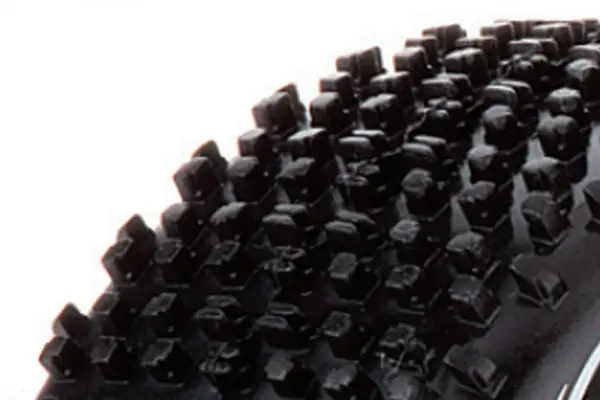 Fastrax 1:8 Cuboid Tyres Mounted on Dished White Wheels (2) — image 3 of 3