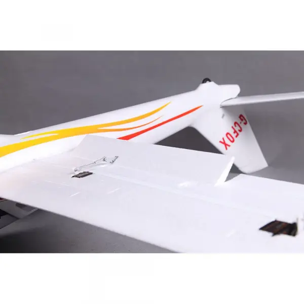 FMS Fox V2 2300m - ARTF — image 14 of 18