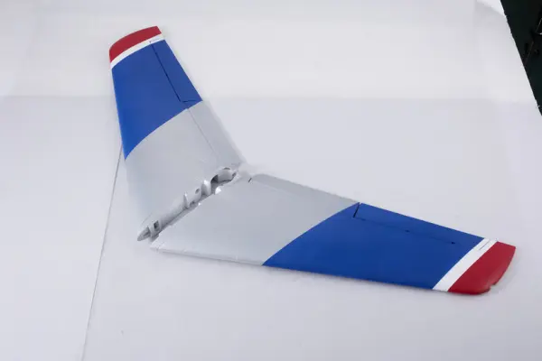 FMS 80mm F-86 Sabre Sky Blazer Main Wing Set — image 3 of 3
