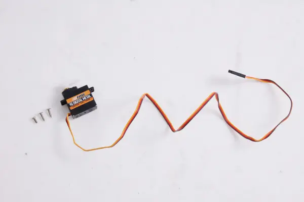 FMS 9G Digital Metal Gear Servo Reverse With 300mm Wire ( for 70mm F16 V2/ P-51D V7 + V8) — image 2 of 2