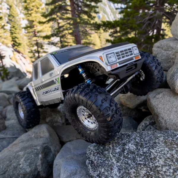 1:10 Chisel II Predator Front/Rear 1.9 Crawler Tires (2) — image 4 of 9