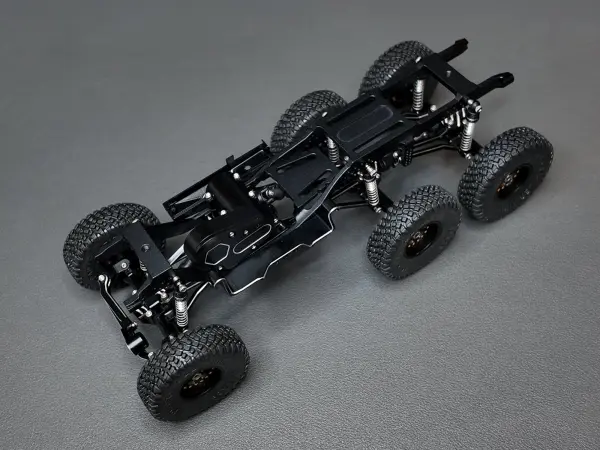 6 WD conversion - Black Aluminium - SCX30 &mdash; image 3 of 3
