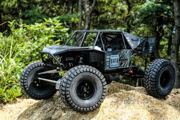 GMade GOM Crawler Kit — image 9 of 20