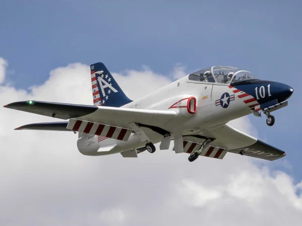 Hangar 9 Hawk/T-45 140-160N Turbine Jet ARF [COLLECTION SG14 1QN ONLY]