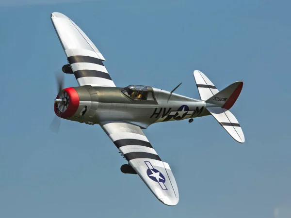 Hangar 9 P-47D Thunderbolt 20cc