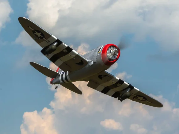 Hangar 9 P-47D Thunderbolt 20cc