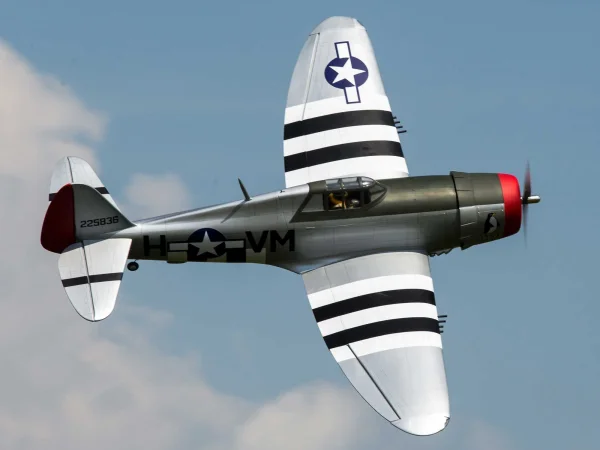 Hangar 9 P-47D Thunderbolt 20cc
