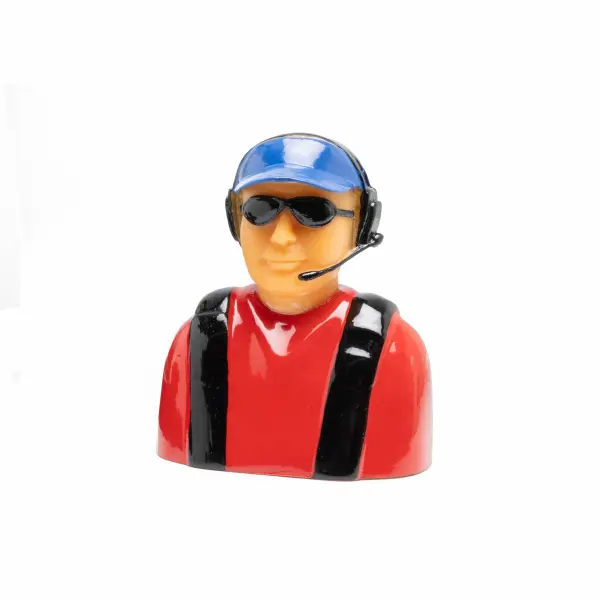 Pilot Bust: J-3 Cub 10cc - 82.5 — image 2 of 2