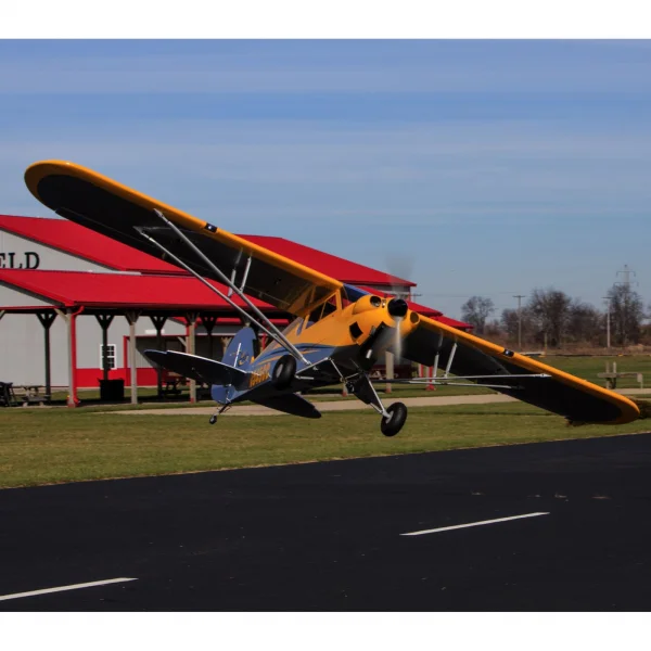 Hangar 9 Carbon Cub 15cc ARF