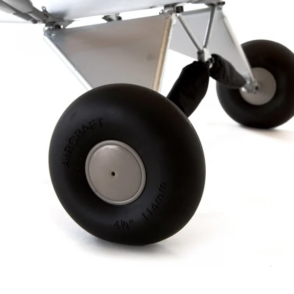 Hangar 9 Carbon Cub 15cc ARF