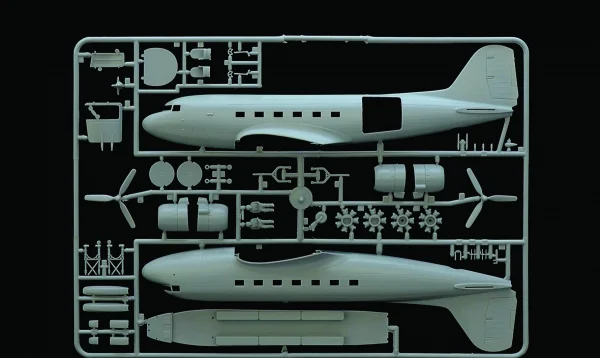 Italeri C-47 Model — image 4 of 6