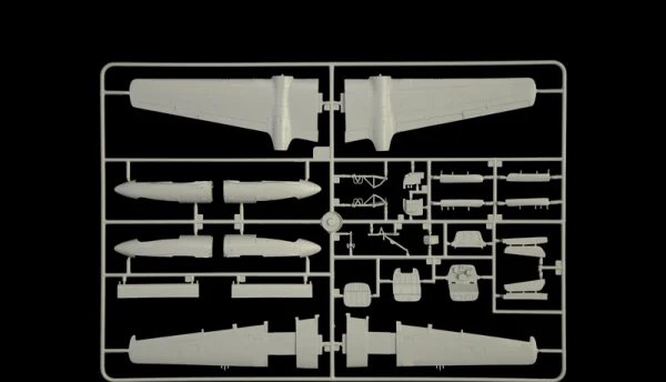 Italeri 1/72 A-26 A/B Invader — image 3 of 14
