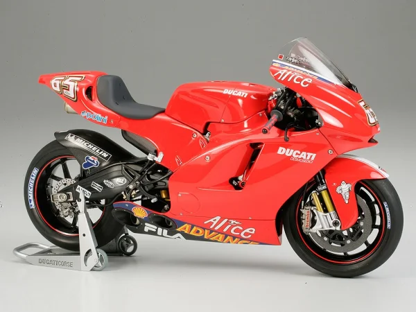 Tamiya Ducati Desmosedici — image 1 of 8