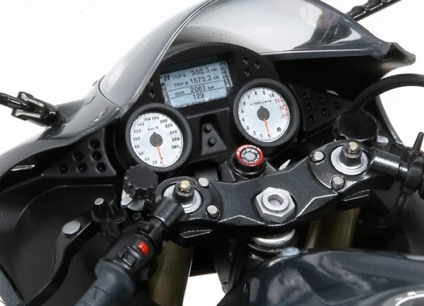Tamiya Kawasaki Zzr1400 — image 2 of 13