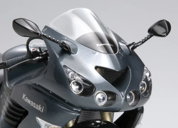 Tamiya Kawasaki Zzr1400 — image 5 of 13
