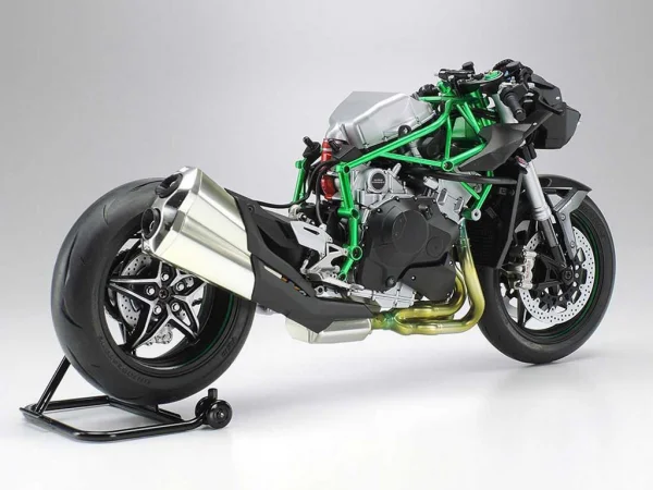 Tamiya 1:12 Kawasaki Ninga H2 Carbon