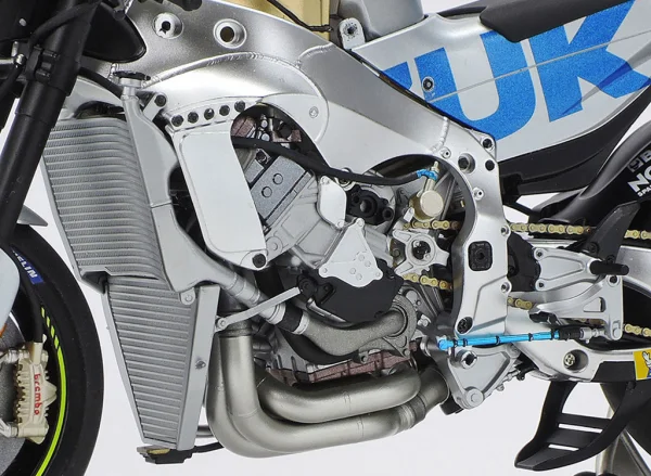 Tamiya Team Suzuki EcStar 1:12 Gsx -Rr 20 — image 7 of 18