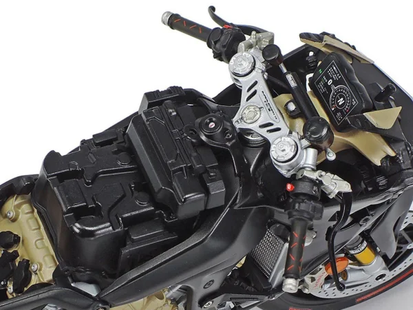 Tamiya 1:12 Ducati Superleggera V4