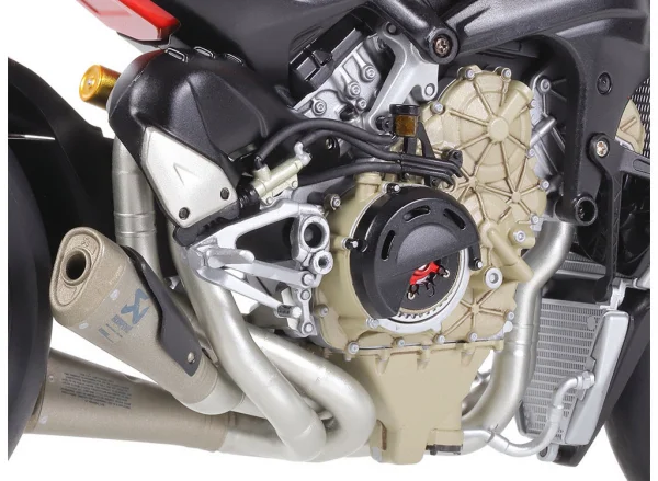 Tamiya Ducati Superleggera V4 with Racing Kit