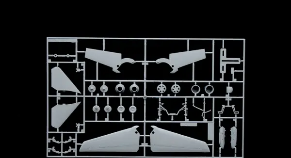 Italeri 1/72 F-14A Tomcat — image 10 of 23