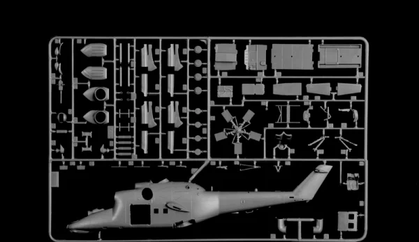 Italeri Mil Mi-24P / Mil Mi 35P — image 2 of 17