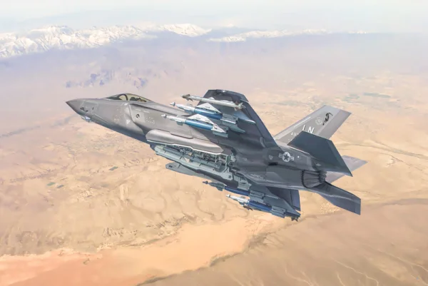 Italeri F-35A Lightning II — image 2 of 8