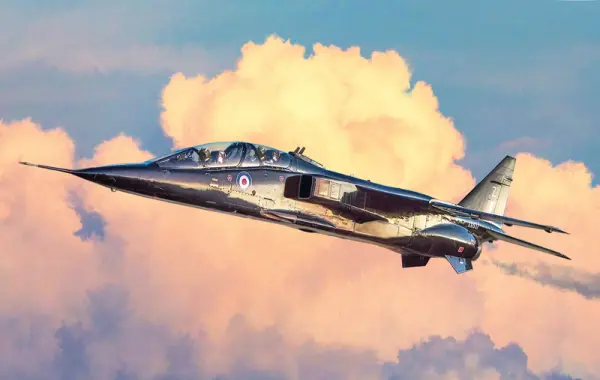 ITALERI RAF Jaguar T.2 Trainer &mdash; image 10 of 10