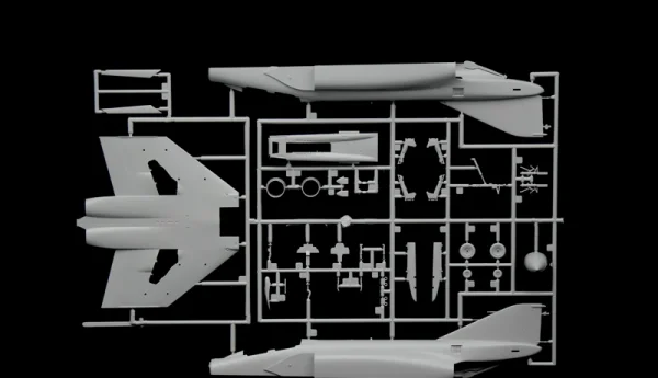 Italeri RF-4 C/E Phantom II — image 2 of 16