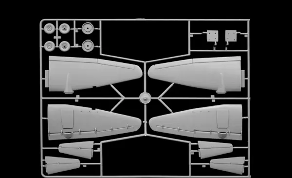 Italeri Junkers Ju 88 A-17 Torpedo Bomber — image 17 of 18