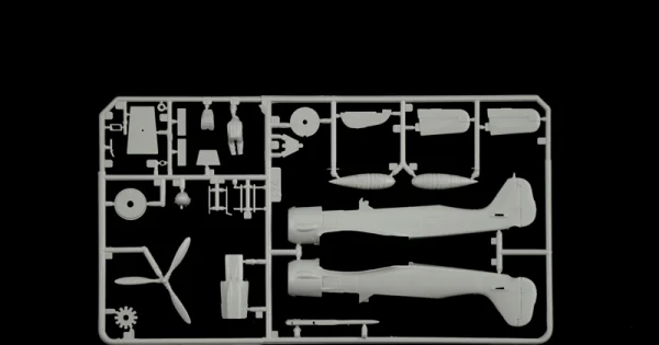 Italeri Focke-Wulf Fw 190 A-8/F Aces — image 3 of 14